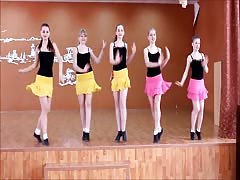 nenitas rusas bailando